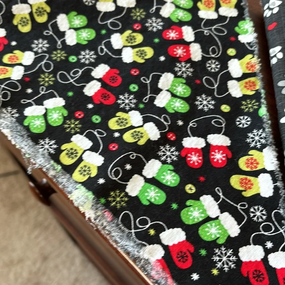 Assorted pet bandana bundle -6 total